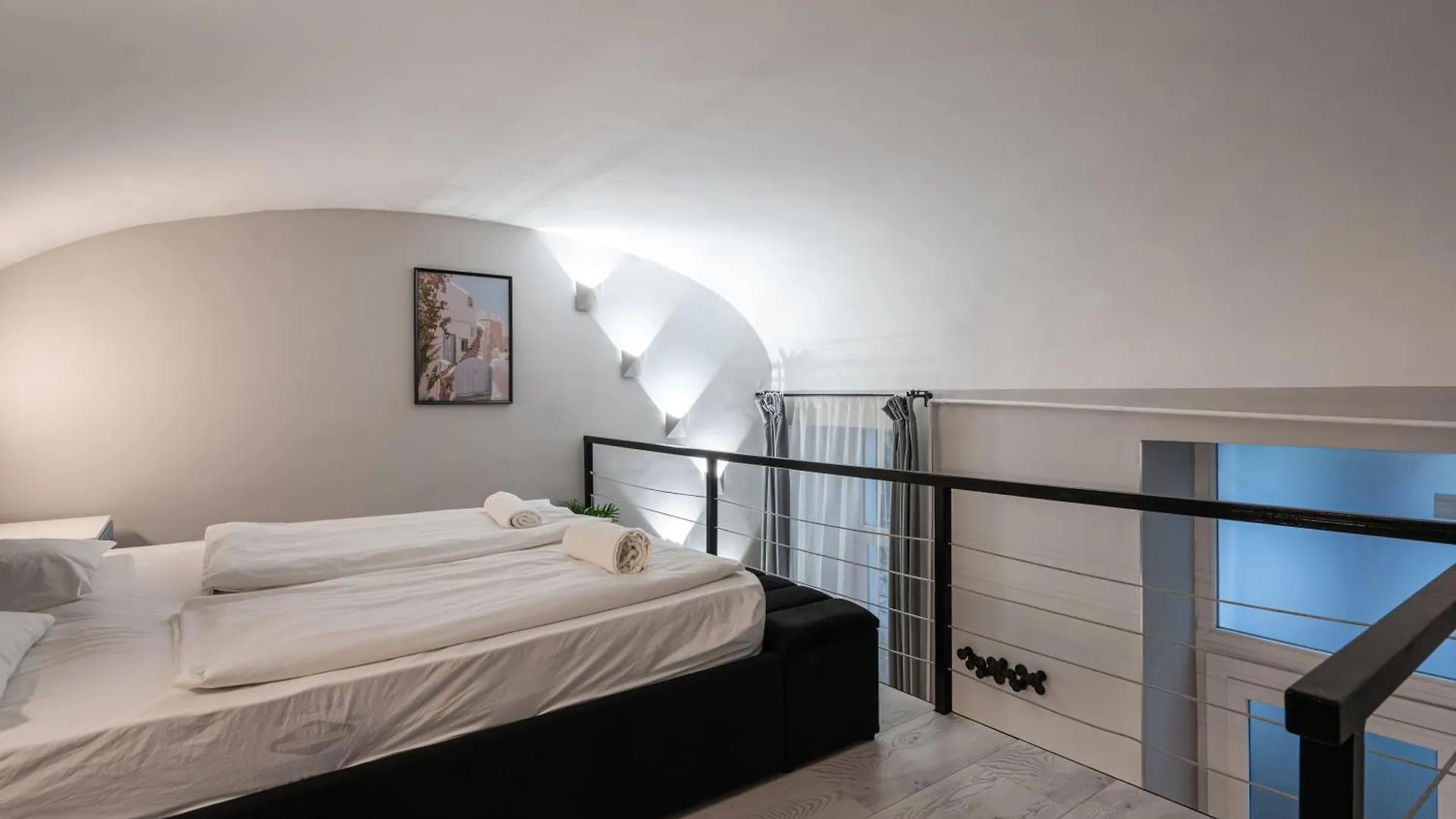 S13- Boutique Apartments, Best Location, By Bqa Budapest Hungary